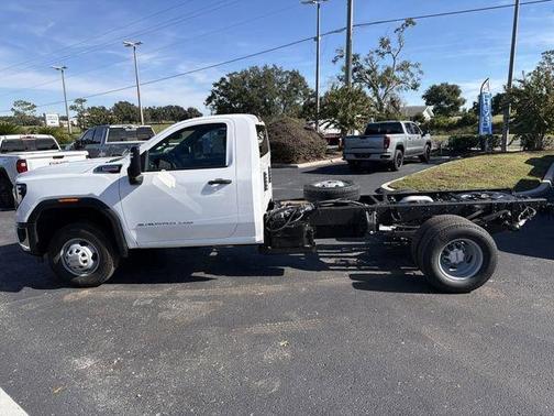 Summit White 2026 GMC Sierra 3500 Pro