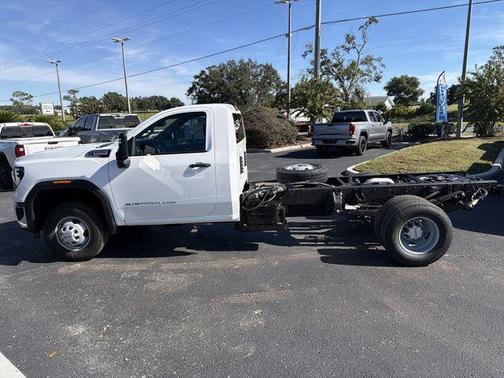 Summit White 2026 GMC Sierra 3500 Pro