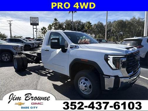 2026 GMC Sierra 3500 Pro