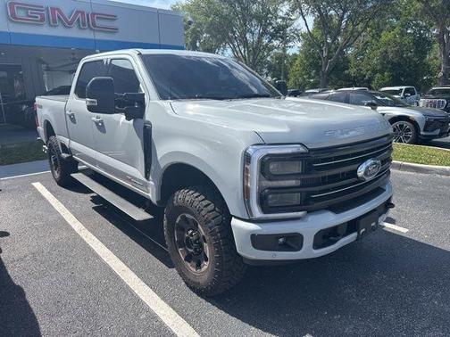 Avalanche 2026 Ford F-350 Platinum