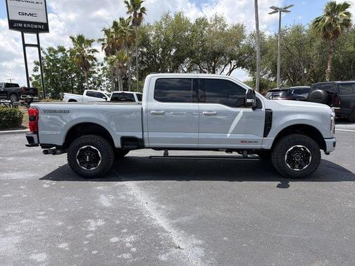Avalanche 2026 Ford F-350 Platinum