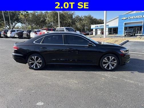 2021 Volkswagen Passat 2.0T SE