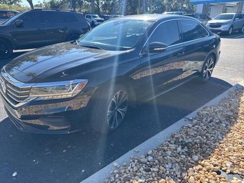 2021 Volkswagen Passat 2.0T SE