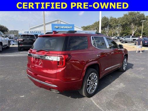 2023 GMC Acadia Denali