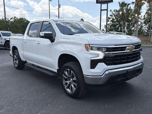 Summit White 2025 Chevrolet Silverado 1500 LT