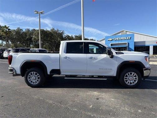 2022 GMC Sierra 2500 SLT