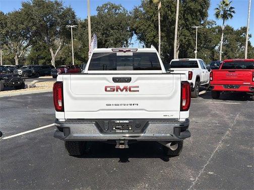 2022 GMC Sierra 2500 SLT