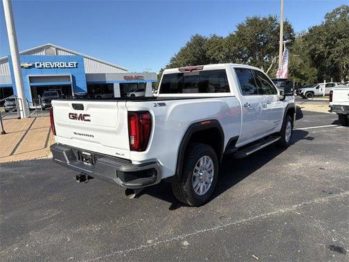 2022 GMC Sierra 2500 SLT