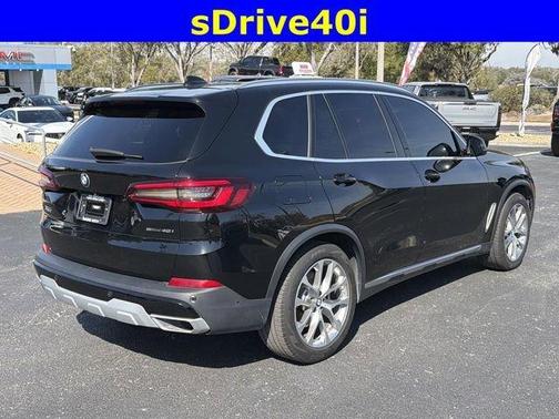 2022 BMW X5 sDrive40i