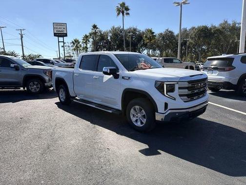 2026 GMC Sierra 1500 SLE