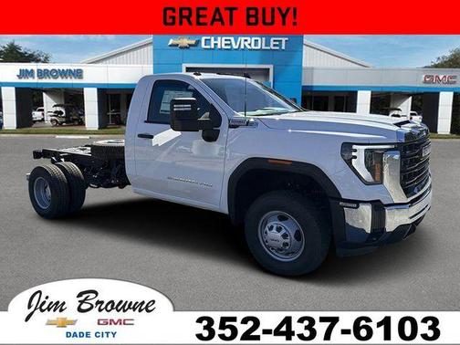 Summit White 2026 GMC Sierra 3500 Pro
