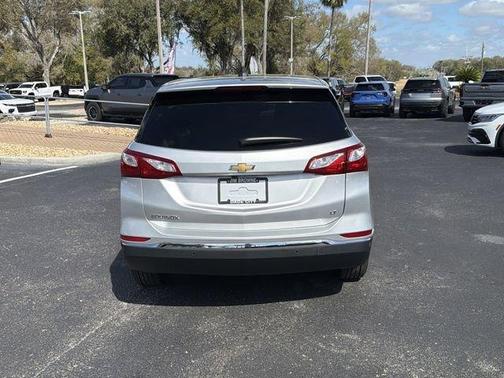 Silver Ice Metallic 2021 Chevrolet Equinox 1LT