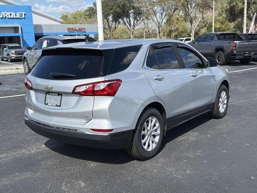Silver Ice Metallic 2021 Chevrolet Equinox 1LT