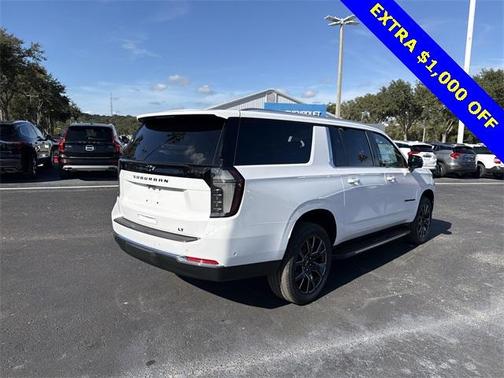 2026 Chevrolet Suburban LT