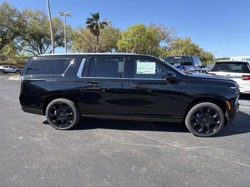 Black 2026 Chevrolet Suburban High Country