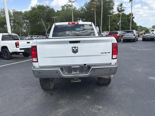 Bright White Clearcoat 2017 RAM 2500 Tradesman
