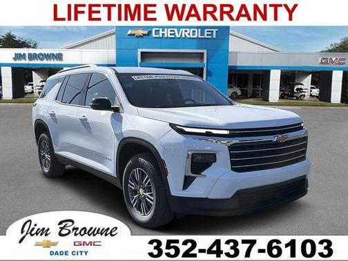 Summit White 2026 Chevrolet Traverse LT