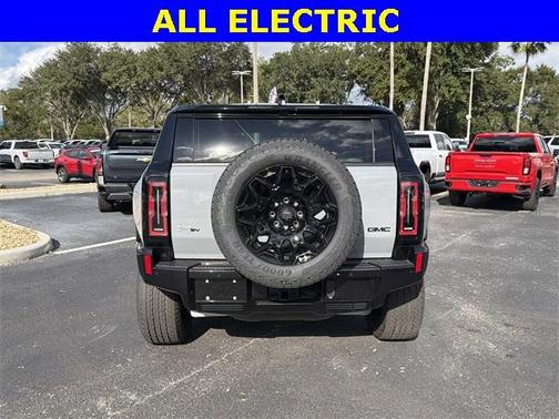 2026 GMC HUMMER EV SUV 2X