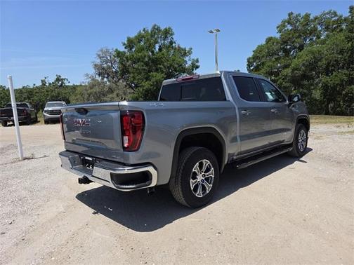 2025 GMC Sierra 1500 SLE