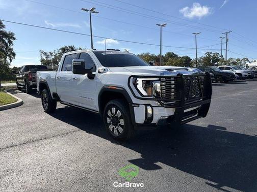 Summit White 2025 GMC Sierra 2500 Denali