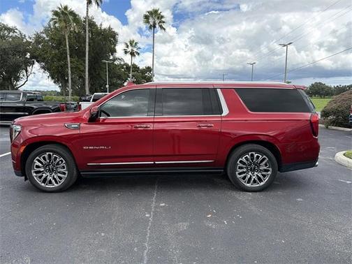 2023 GMC Yukon XL Denali Ultimate