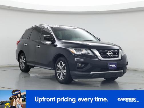 2018 Nissan Pathfinder SV