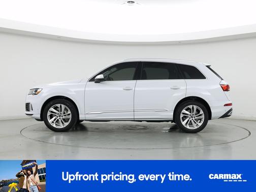 White 2021 Audi Q7 Premium Plus