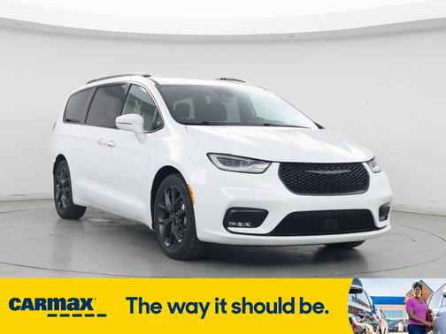 2021 Chrysler Pacifica Touring