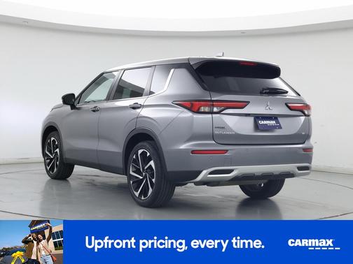2022 Mitsubishi Outlander SE