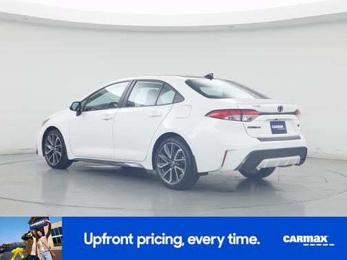 White 2021 Toyota Corolla SE