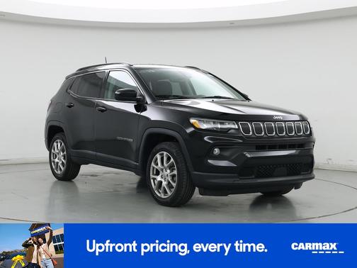 Black 2022 Jeep Compass Latitude Lux