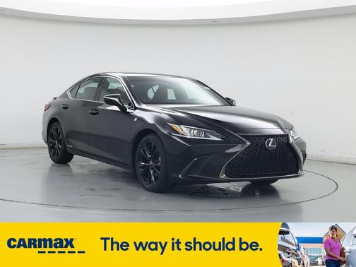 2022 Lexus ES 300h F-Sport