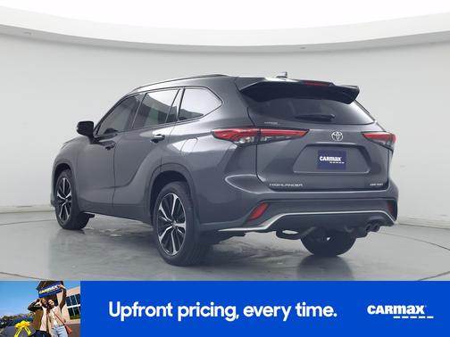 2022 Toyota Highlander XSE