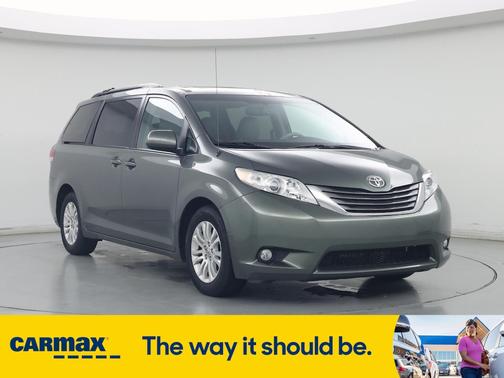 2013 Toyota Sienna XLE