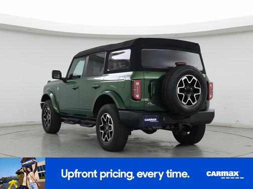 Green 2023 Ford Bronco Outer Banks
