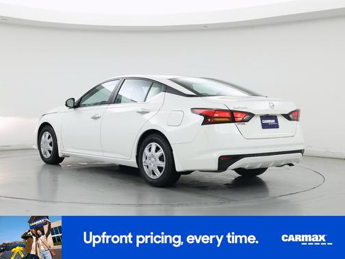 White 2021 Nissan Altima S