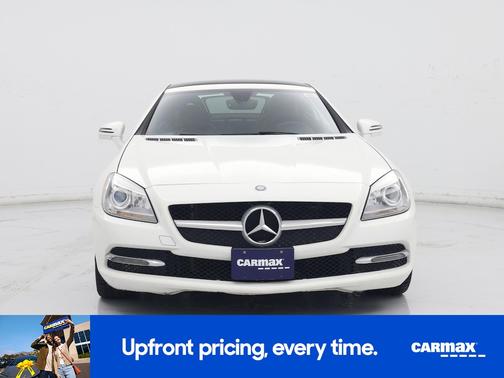 White 2016 Mercedes-Benz SLK-Class