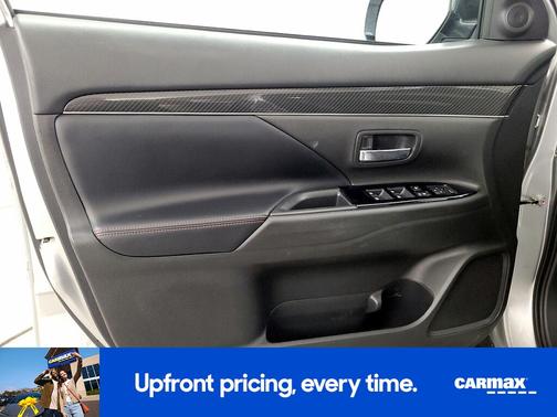 2020 Mitsubishi Outlander LE