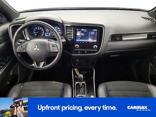 2020 Mitsubishi Outlander LE