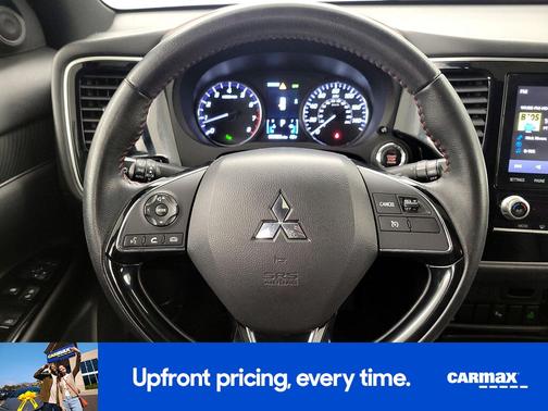 2020 Mitsubishi Outlander LE