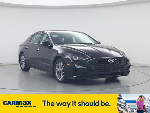 2022 Hyundai SONATA SEL