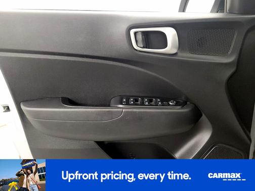 2022 Hyundai VENUE SEL