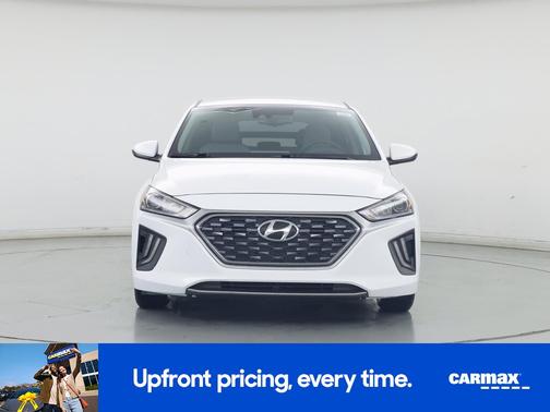 2021 Hyundai IONIQ Hybrid SE