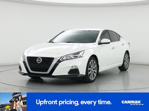 White 2020 Nissan Altima S