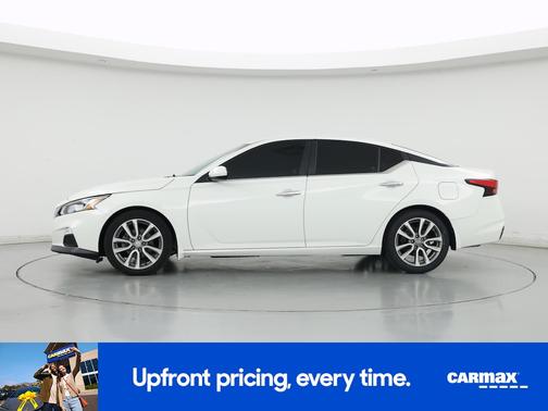 White 2020 Nissan Altima S