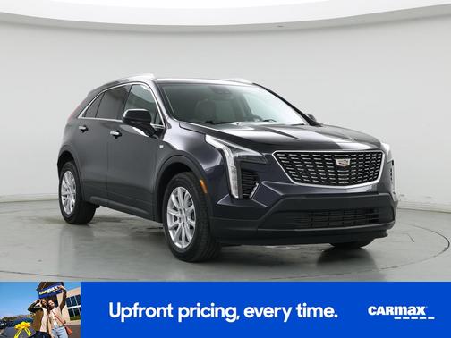 Gray 2023 Cadillac XT4 Luxury