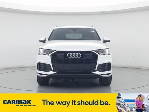 2023 Audi Q7 Premium Plus