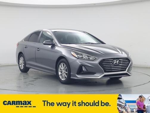 2018 Hyundai SONATA SE