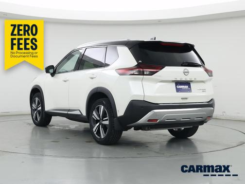 White 2023 Nissan Rogue Platinum