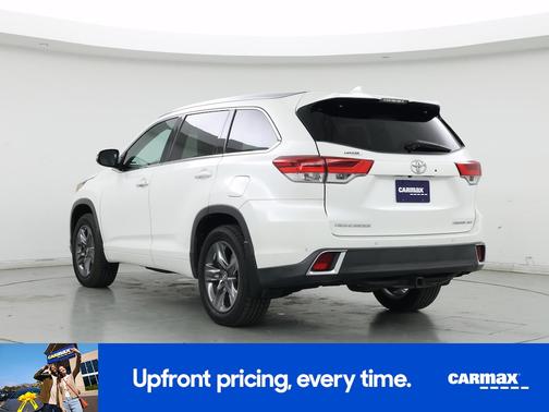 White 2019 Toyota Highlander Limited Platinum